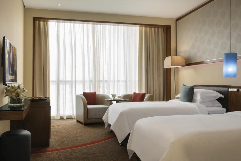 Hotel The Venue Corniche 5*